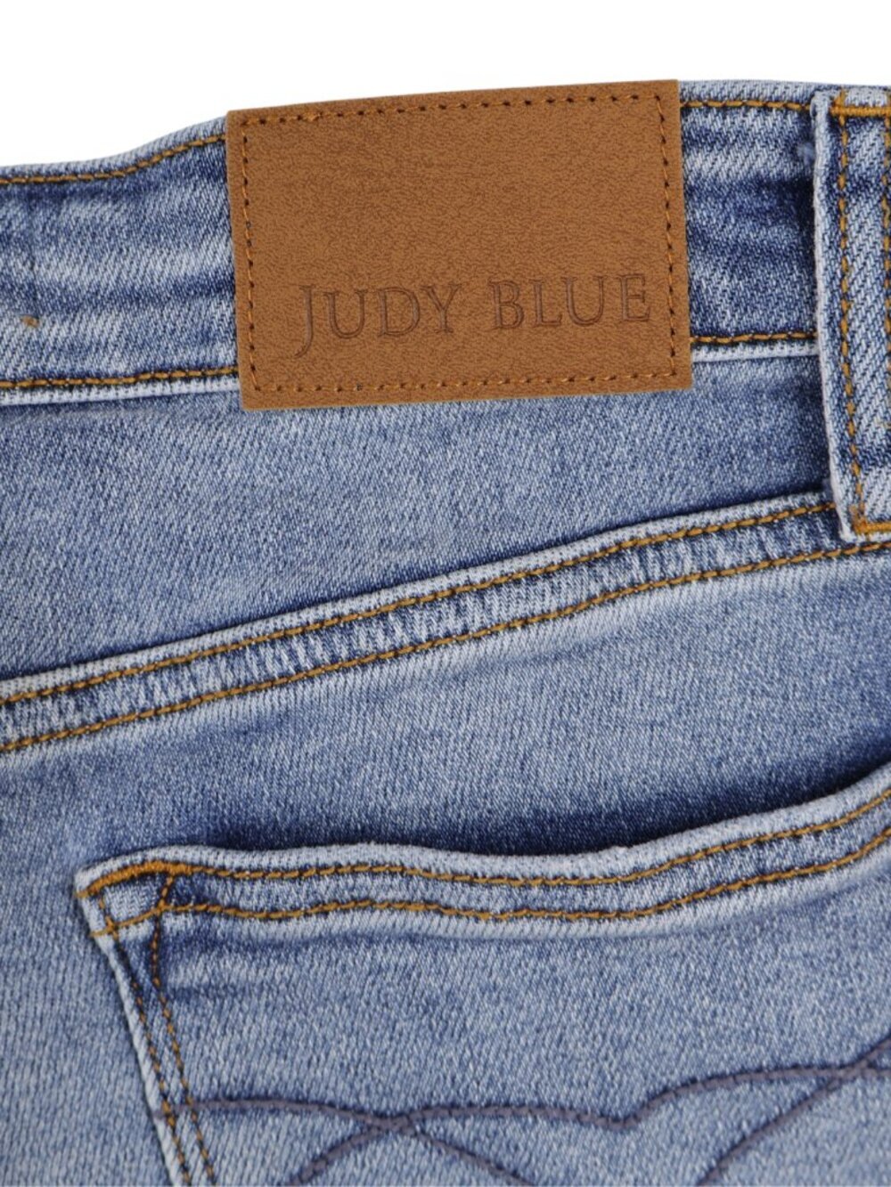 Judy Blue High Rise Light Wash Raw Hem Stretch Denim Shorts Size Medium - Picture 9 of 9
